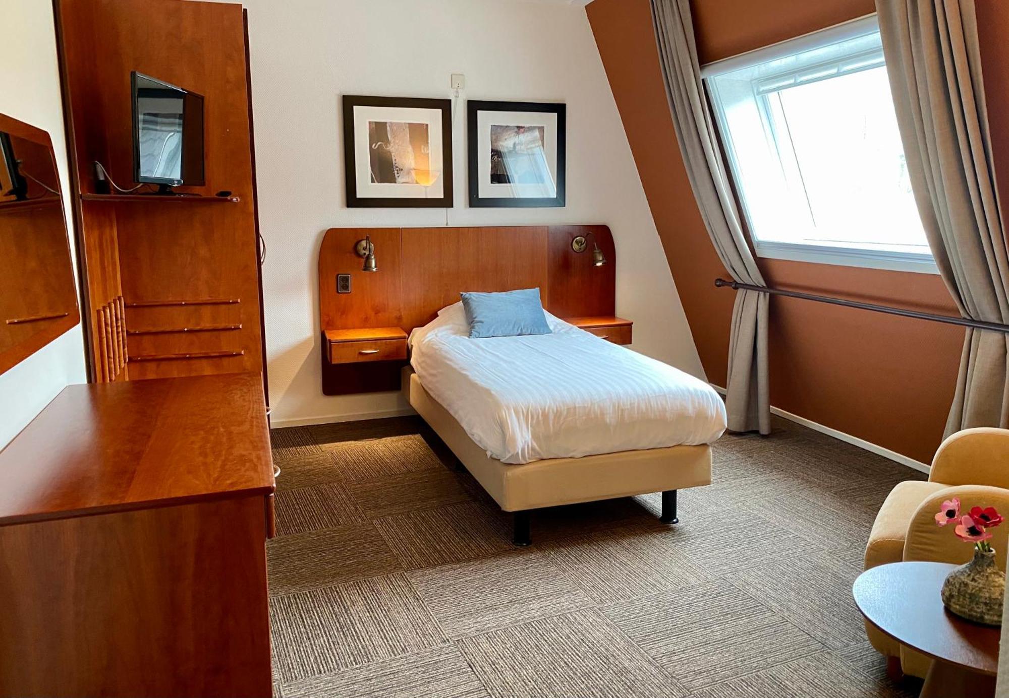 De Stobbe Hotel & Suites Ruinen Bagian luar foto