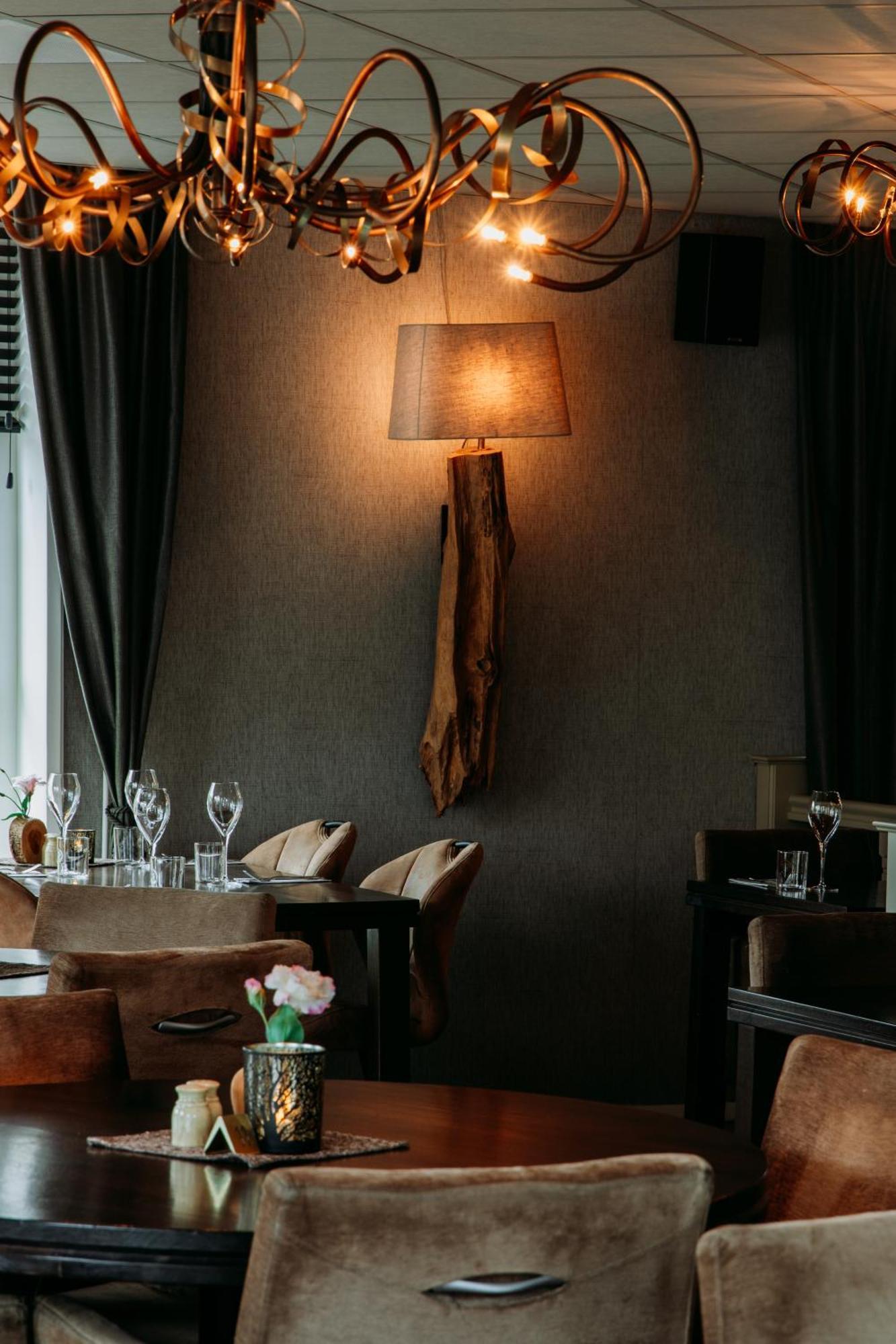 De Stobbe Hotel & Suites Ruinen Bagian luar foto