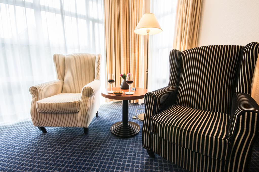 De Stobbe Hotel & Suites Ruinen Bagian luar foto